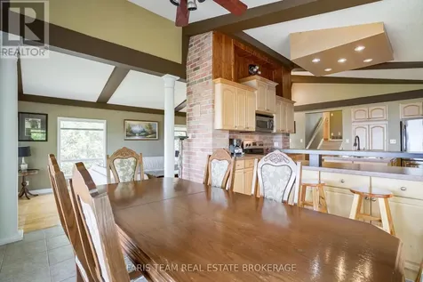 1787 Champlain Road Tiny ON L9M 0B6
