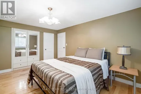 1787 Champlain Road Tiny ON L9M 0B6