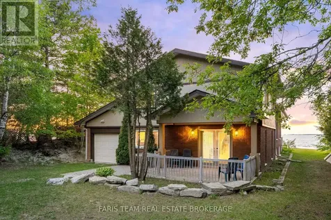 1787 Champlain Road Tiny ON L9M 0B6