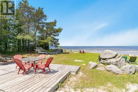 1787 Champlain Road Tiny ON L9M 0B6