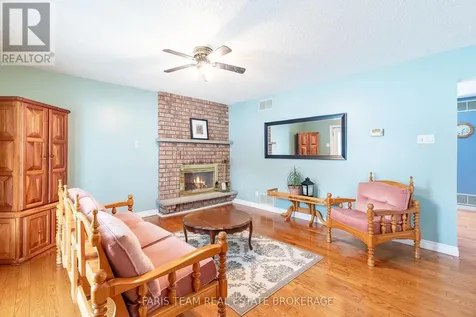2104 Newton Street Tay ON L0K 2A0