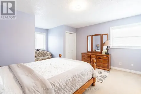 2104 Newton Street Tay ON L0K 2A0