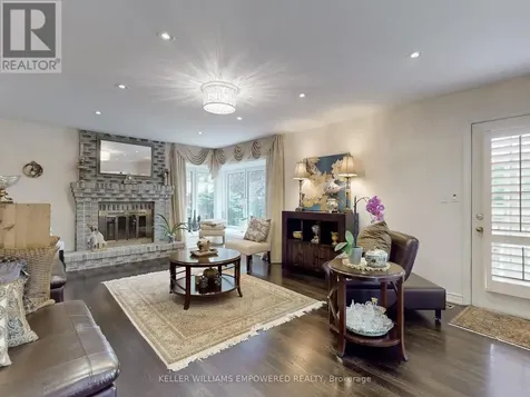 788 Woodland Acres Crescent Vaughan ON L6A 1G2