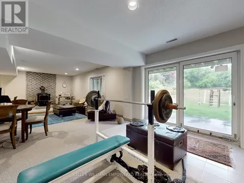 788 Woodland Acres Crescent Vaughan ON L6A 1G2
