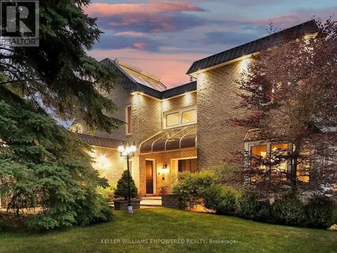788 Woodland Acres Crescent Vaughan ON L6A 1G2