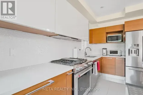 25 Crispin Court Markham (buttonville) ON L3R 4G6