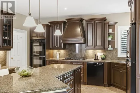 59 Templeton Drive Kitchener ON N2A 4G1