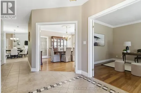 59 Templeton Drive Kitchener ON N2A 4G1