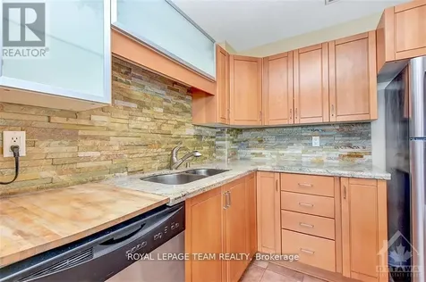 515 St Laurent Boulevard Ottawa ON K1K 3X5