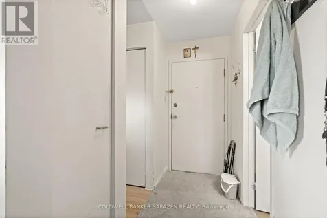 214 Viewmount Drive Ottawa ON K2E 7X3