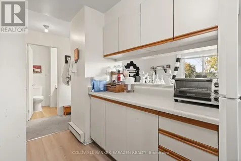 214 Viewmount Drive Ottawa ON K2E 7X3