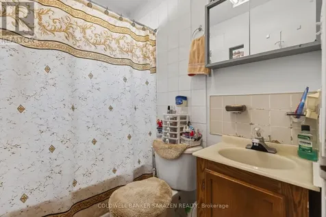 95 Ste Cecile Street Ottawa ON K1L 5L4
