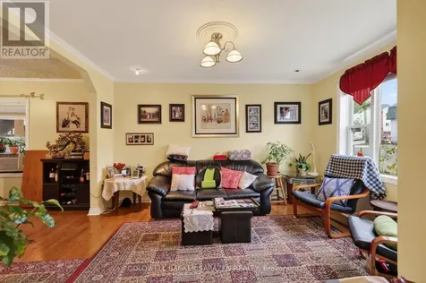 95 Ste Cecile Street Ottawa ON K1L 5L4