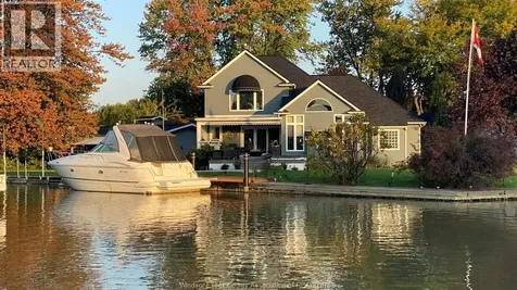 371 Aloha Drive Tecumseh ON N8N 1K1