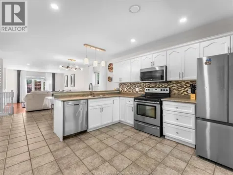 791 Helena Crescent Belle River ON N8L 0L1