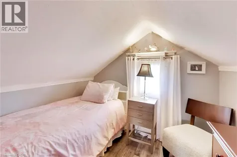 223 Margaret Avenue Stoney Creek ON L8E 2J1