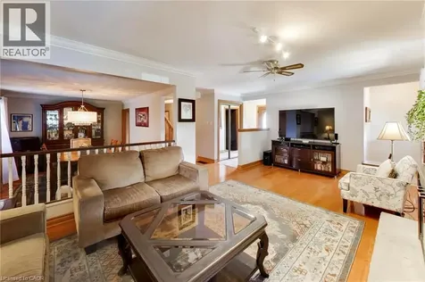 223 Margaret Avenue Stoney Creek ON L8E 2J1