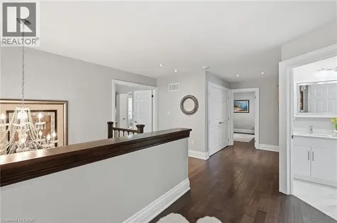 418 Montreal Circle Stoney Creek ON L8E 0E2