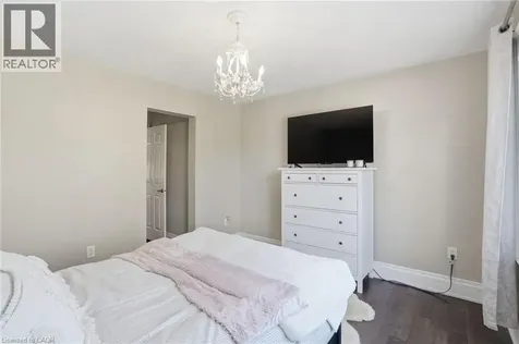 418 Montreal Circle Stoney Creek ON L8E 0E2