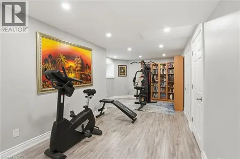 418 Montreal Circle Stoney Creek ON L8E 0E2