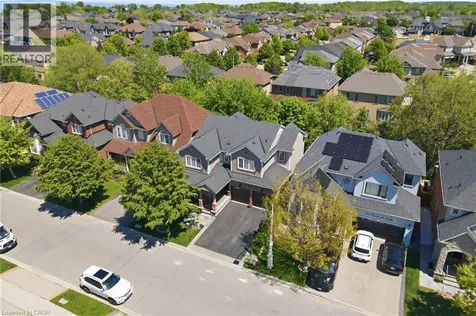 418 Montreal Circle Stoney Creek ON L8E 0E2