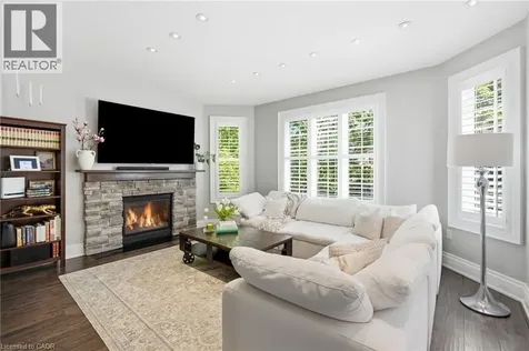 418 Montreal Circle Stoney Creek ON L8E 0E2