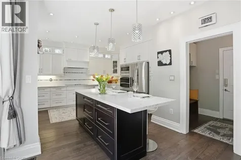 418 Montreal Circle Stoney Creek ON L8E 0E2