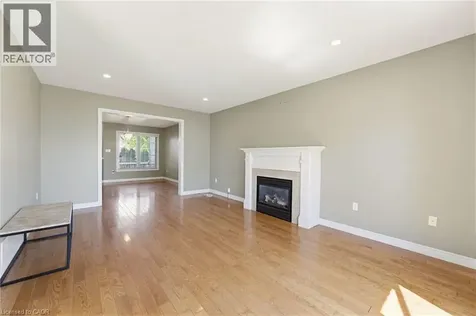 40 Lanza Court Hamilton ON L8T 5A8