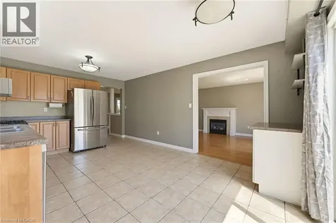 40 Lanza Court Hamilton ON L8T 5A8