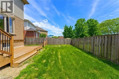 40 Lanza Court Hamilton ON L8T 5A8