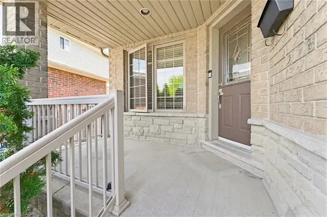 40 Lanza Court Hamilton ON L8T 5A8