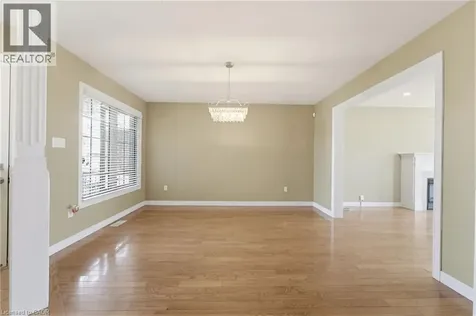 40 Lanza Court Hamilton ON L8T 5A8