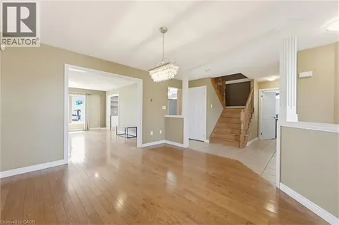 40 Lanza Court Hamilton ON L8T 5A8