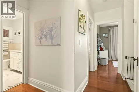 68 Delaware Avenue Hamilton ON L8M 1T7
