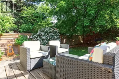 68 Delaware Avenue Hamilton ON L8M 1T7