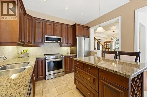 3082 Ingleton Lane Oakville ON L6M 5E2