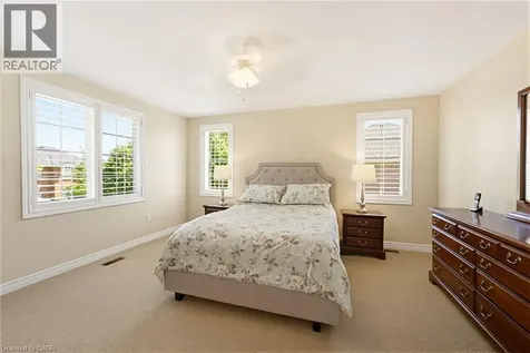 3082 Ingleton Lane Oakville ON L6M 5E2