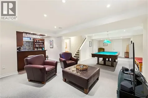 3082 Ingleton Lane Oakville ON L6M 5E2
