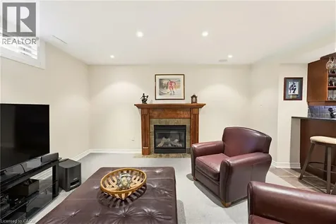 3082 Ingleton Lane Oakville ON L6M 5E2