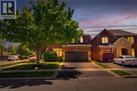3082 Ingleton Lane Oakville ON L6M 5E2
