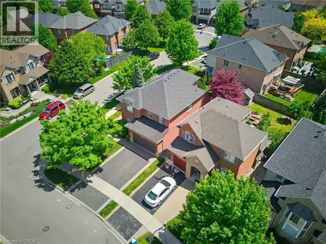 3082 Ingleton Lane Oakville ON L6M 5E2