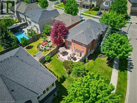 3082 Ingleton Lane Oakville ON L6M 5E2