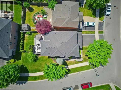 3082 Ingleton Lane Oakville ON L6M 5E2