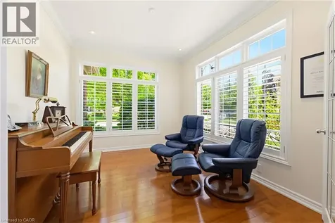 3082 Ingleton Lane Oakville ON L6M 5E2