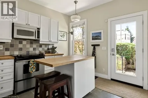 394 Bay Street North Hamilton ON L8L 1N1