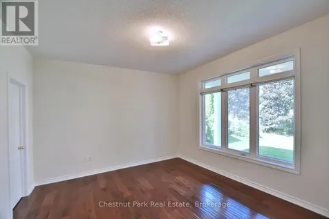 38 Clubhouse Drive Collingwood ON L9Y 4Z6