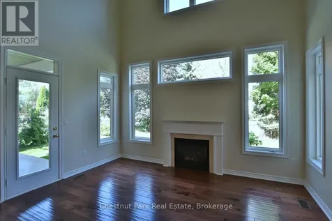 38 Clubhouse Drive Collingwood ON L9Y 4Z6