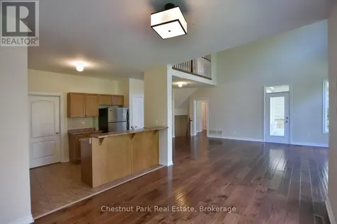 38 Clubhouse Drive Collingwood ON L9Y 4Z6