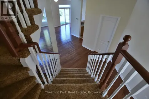 38 Clubhouse Drive Collingwood ON L9Y 4Z6