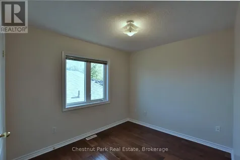 38 Clubhouse Drive Collingwood ON L9Y 4Z6